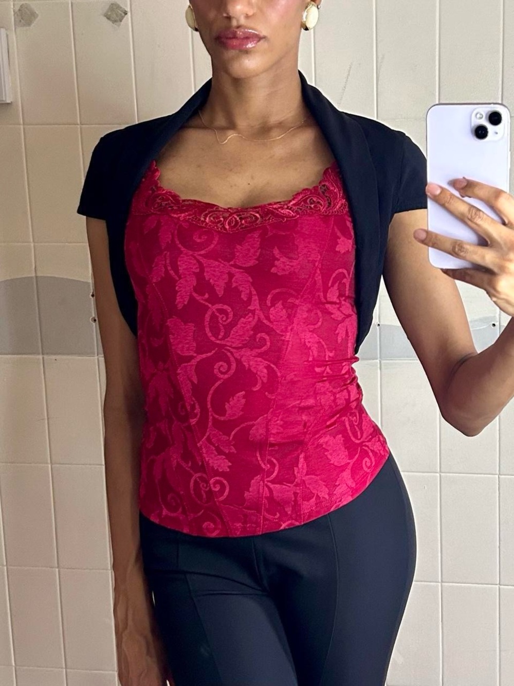 Le Château Black Short Sleeve Bolero Shrug